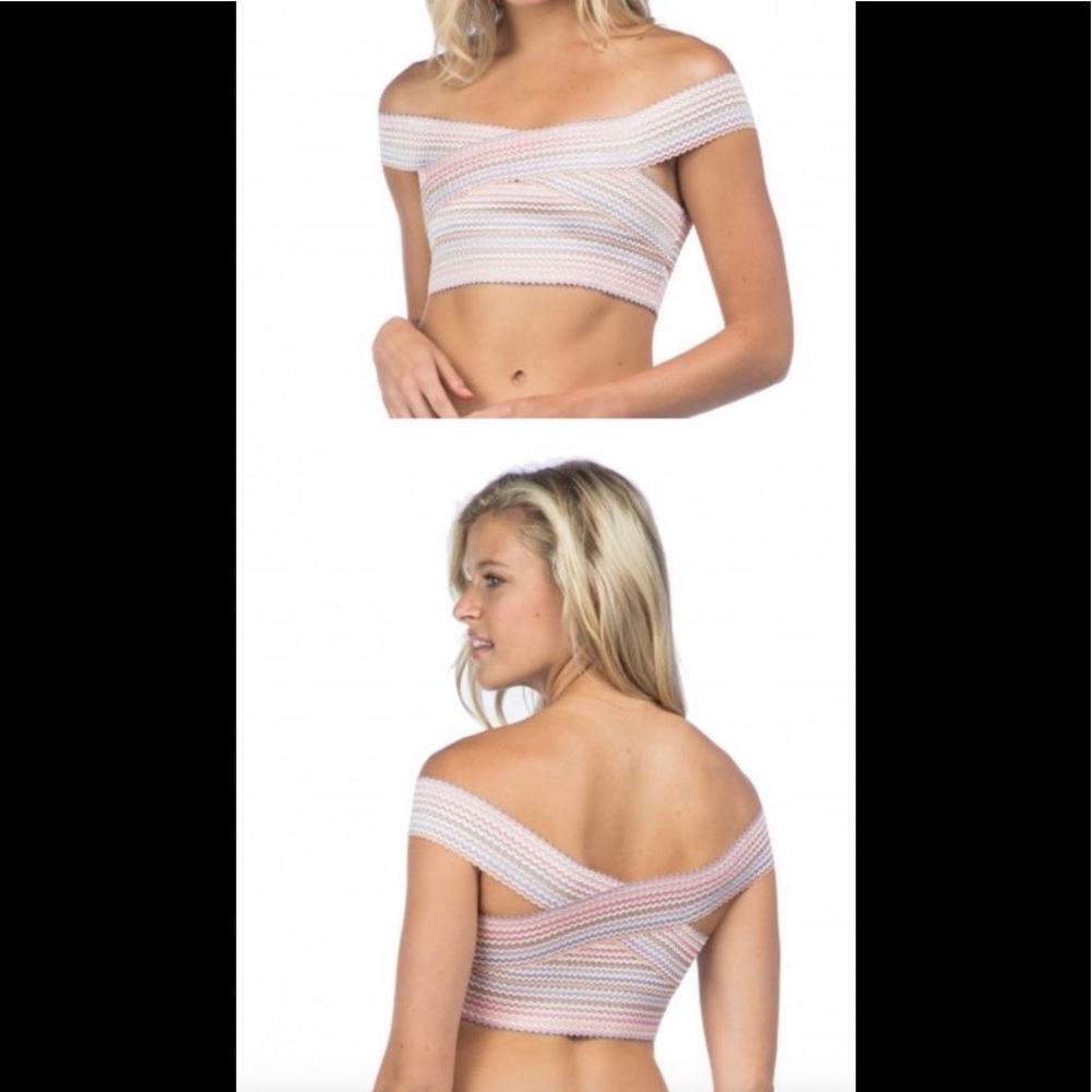 Hobie let’s stitch together bikini top NWT